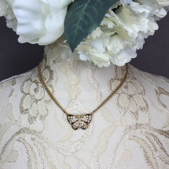 CZ & Gold Butterfly 🦋 Necklace - Picture 1 of 6